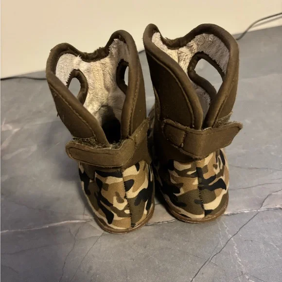 Bogs size 9 - Picture 3 of 6